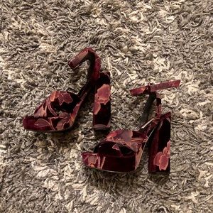 Steve Madden Platform Heel